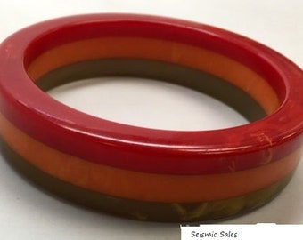 Vintage Bakelite  Striped Bangle Bracelet * Horizontal Stripe * Tri Color * Three Colors * Red Orange Green 81232340