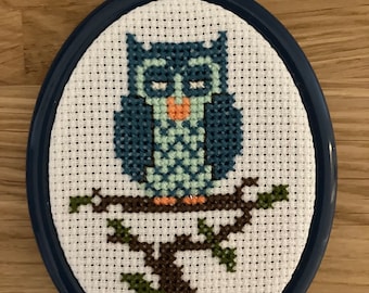 Owl Mini: a miniature cross stitch pattern
