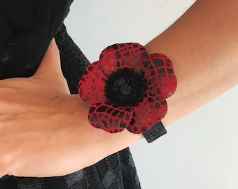 Flower cuff bracelet for women, Leather cuff bracelet with red flower, Leather wrist cuff for her