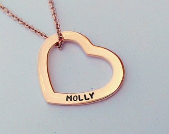 Personalised Rose Gold Heart Necklace – Engraved Name Necklace – Custom Heart Pendant – Gift for Her Mum Girlfriend – Mothers Day Jewellery