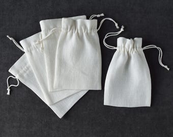 Sustainable linen drawstring bags: Set of 6 Wedding favor pouches / 4x5 inch