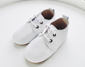 QIETION Baby Girls Boys Loafers Perfect for Baptism/Crawling/Wedding Cute Newborn Crib Shoes PrewalkerPU Sneakers