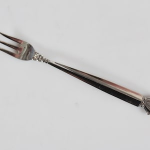 Danish Georg Jensen Art Nouveau Acanthus Silver Cutlery by Johan Rode 1917 Genuine Silver 830s. Oyster Fork 14.5 cm. From the period 1945-52