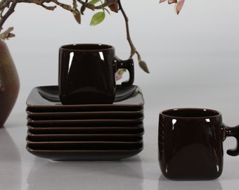 Nanna Ditzel Iconic Ceramic Table Service for Søholm  - Brown Mugs/Cups with Side Plates no. 1906 - 15,5 x 15,5 cm - Denmark 1980s