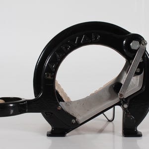 RAADVAD Bread Slicer/Cutter Black - Vintage Danish Design Model  294. Made in Denmark 1980s - Retro Kitchen Design