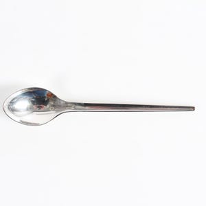Danish Georg Jensen &quot;Argo&quot; Sterling Silver Cutlery by Magnus Stephensen designed in 1961. Dessert Spoon L. 18 cm