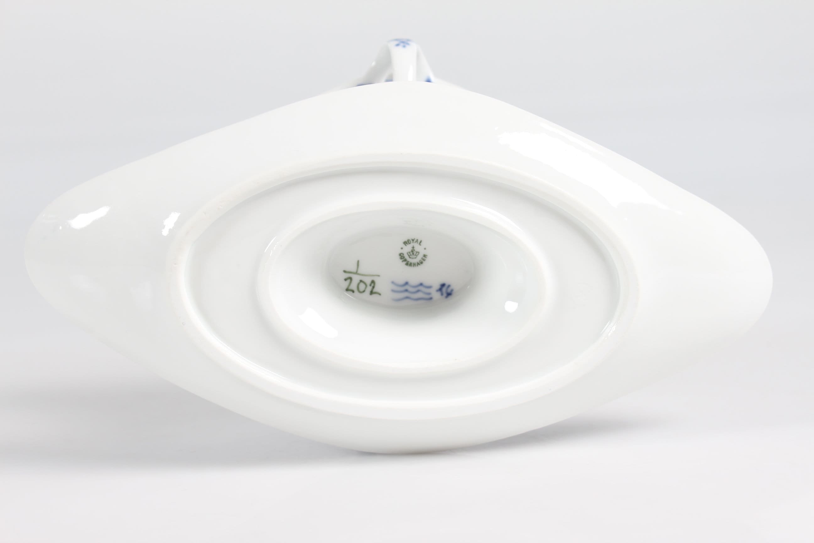 ロイヤル コペンハーゲン ブルー フルーテッド プレーン ムッセル