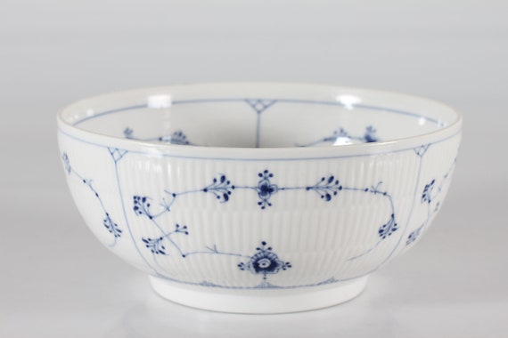 ロイヤル コペンハーゲン ブルー フルーテッド プレーン ラージ サラダ