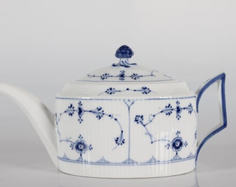 RARE Royal Copenhagen Blue Fluted Plain Oblong Teapot No 255. With Stamp from the Period 1894-1922  - Hand-painted in Copenhagen Denmark