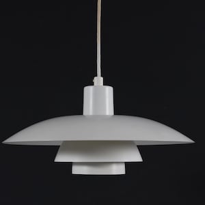Poul Henningsen PH 4 Size 4/3 Pendant with off White Lacquer New Version. By Louis Poulsen A/S  in Denmark from the Mid-century period 1980s