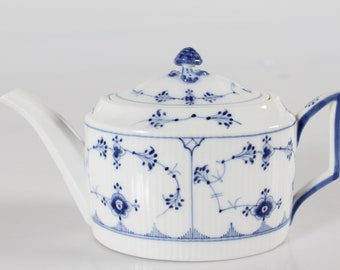 Royal Copenhagen Blue Fluted Plain Oblong Teapot No. 1/254. With Stamp from the Period 1894-1922  - Handpainted in Copenhagen Denmark