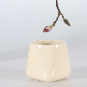 Nanna Ditzel Iconic Ceramic Table Service for Søholm  - Beige/Eggnog Colored Sugar Bowl - 8 x 8 cm - Denmark 1980s