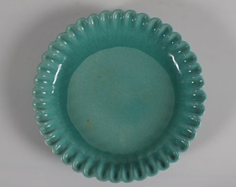 Danish Art Deco low Bowl by  Michael Andersen & Son with Wavy Rim decorated with Turquoise-green Glaze. Made in Denmark in 1940s on Bornholm