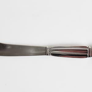 Danish Georg Jensen Art Nouveau Acorn Sterling Silver Cutlery by Johan Rode 1915. Butter Knife L 15 cm. Stamp from the period after 1945