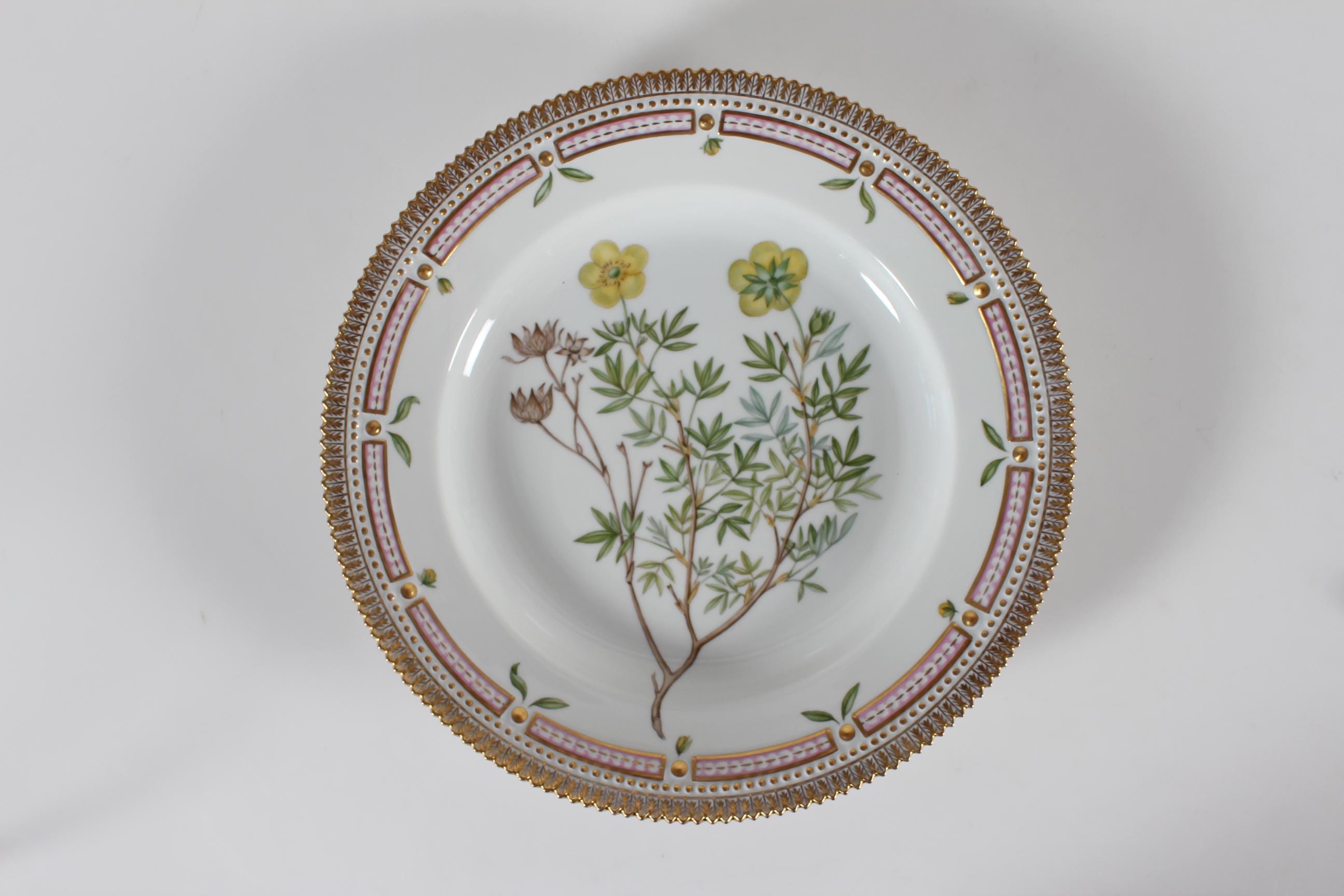 Flora Danica Plate - Etsy
