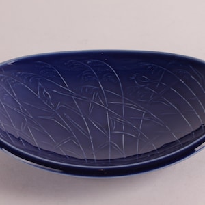 IHQJens Harald Quistgaard blue oblong Plate with reeds  motif from Eslau in Denmark mid century
