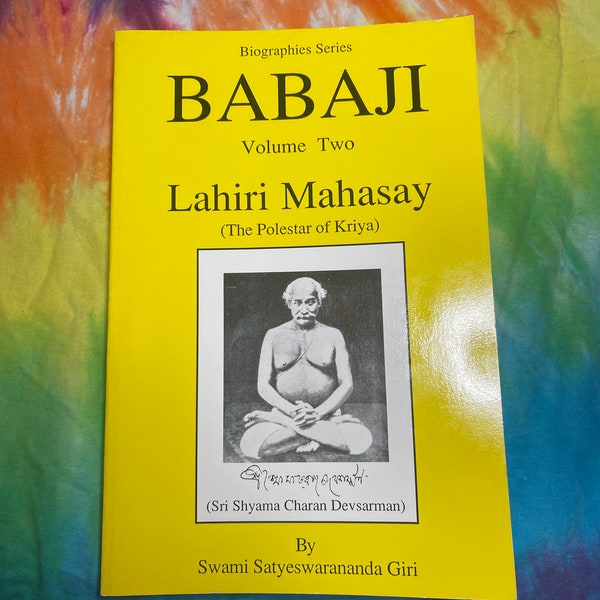 LAHIRI MAHASAY - 1983 - by Swami Satyeswarananda Giri - vintage book