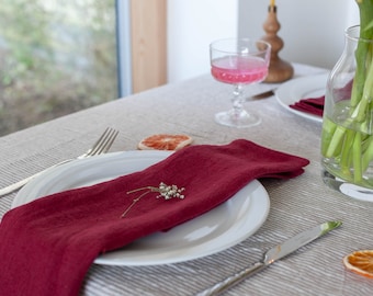 Cabernet Linen Napkins: Stonewashed Christmas Table Decor, Set of 4