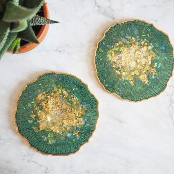 Emerald Green Geode Resin Coasters, Emerald Geode Coaster Set, Emerald Green Resin Coasters, Geode Placemats, Emerald Green Coasters