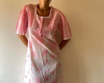 S-M. Vintage cotton camisole, floral print nightgown, sleepwear, night dress, lingerie.