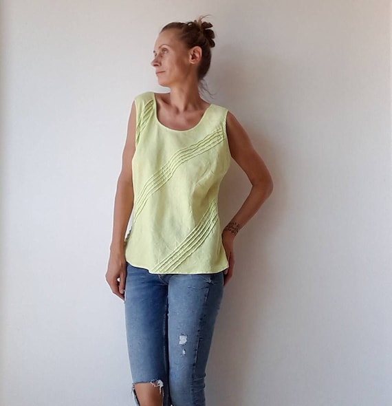 Vintage 100% linen top for women, pistachio green