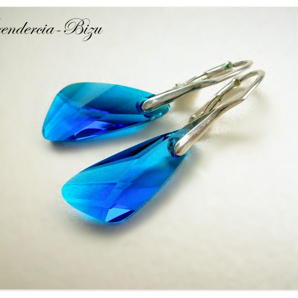 Boucles d’oreilles argentées Swarovski Wing Boucles d’oreilles Wing Capri Blue Boucles d’oreilles Bijoux de mariée Boucles d’oreilles bleues Boucles d’oreilles en cristal Cadeau femme