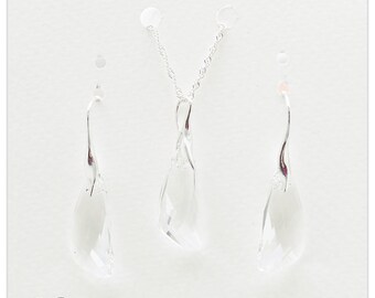Hochzeit mit Blümchen Tropfen Zartes Perlen-Trachtenschmuck-Set weiß 3-tlg Hochzeit mit Blümchen Tropfen Zartes Perlen-Trachtenschmuck-Set weiß 3-tlg