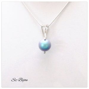 Silver pendant, Swarovski Pearl, Pearl 10mm Iridescent Light Blue, Light blue pendant, Pearl pendant, Blue pearls, Blue pendant,