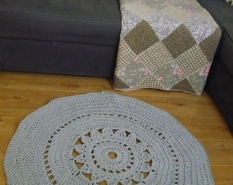 Grijs gehaakt vloerkleed