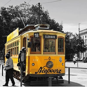 Carte Postale • Tramway jaune • Porto et Lisbonne • Portugal • Photographie • ©La Touch'Turkoiz