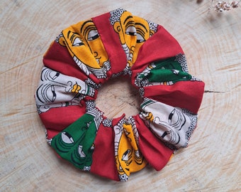 Chouchou, Scrunchie, small knot, Foulchie in Indian cotton fabrics in red, beige, green and yellow - Buddha pattern