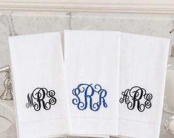 Toalla de lino bordada con monograma, paño de cocina con monograma personalizado, toalla de mano para baño, paño de limpieza, regalo para anfitriona de boda o despedida de soltera.