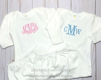 Monogrammed Baby Coming Home Outfit - Personalized Baby Gown - Bring Baby Boy Girl Home Outfit - Newborn Sleeper - Custom Baby Gown -  Gift