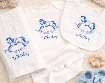 Body de caballo mecedor bordado personalizado, babero de tela para eructar para bebé niño o niña, monograma personalizado, nombre del bebé, regalo para baby shower