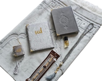 Personalized Velvet Prayer Rug: Islamic Gift Set, Eid Ramadan Hajj