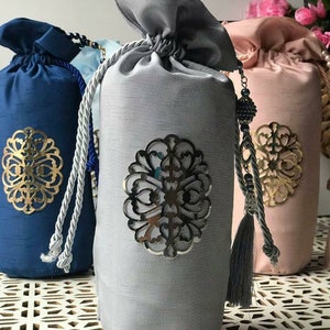 Customized Prayer Mat Set: Islamic Gift with Pouch & Tasbih