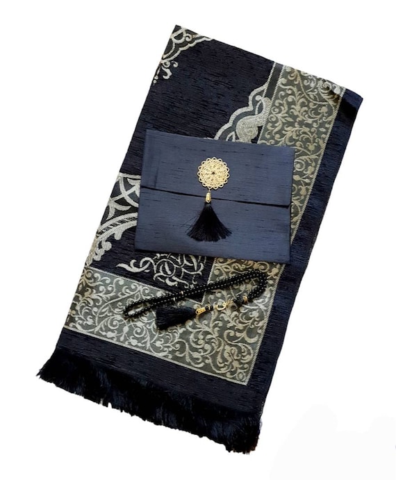 Islamic Prayer Mat Gift Set: Cotton Sejadah, Pearl Tashbih & Silky Case