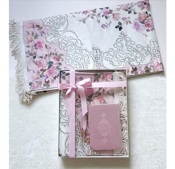 Islamic Gift Set: Velvet Quran, Prayer Rug, Pearl Tashih