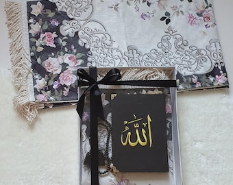 Custom Quran Gift Set: Velvet Quran, Prayer Rug & Tasbih