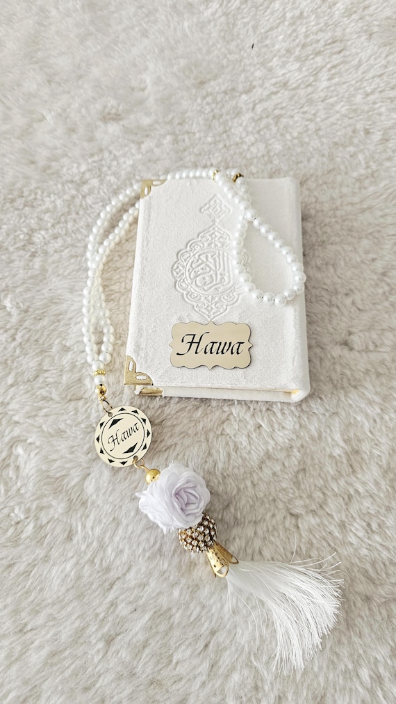 Custom Velvet Quran Gift Set: Pocket Size, Pearl Tasbeeh