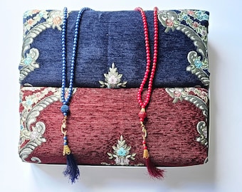 Personalized Chenille Prayer Mat Set: Custom Couple Rugs with Pearl Tashbih