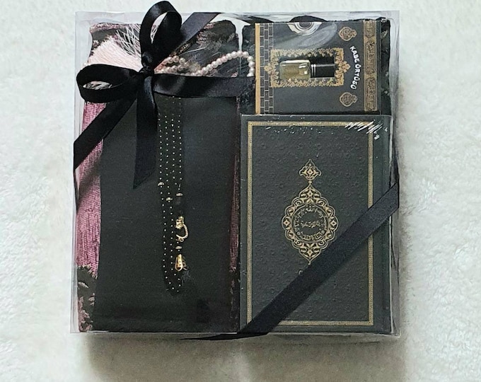 Couples Wedding Nikkah Nikaah Gift | Ramadan Umrah Hajj | Anniversary Gift | Customised Couples gift | Customised Wedding set | Eid gifts