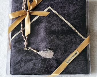 Personalized Embroidered Prayer Mat Gift Set: Islamic Tasbih, Woven Rug