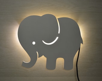 Kinderzimmer lampe. Elefantenlampe. Wandlampe, Kinderlampe, Wandleuchte, Mond Dekoration, Nachtlicht für Kinder, Personalisierte Lampe