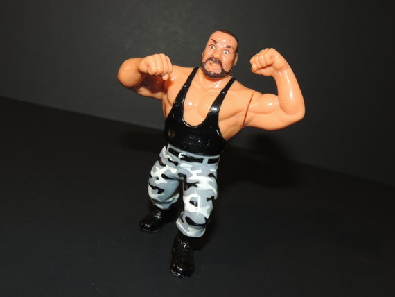WWE WWF Hasbro Wrestling Figur Bushwhacker Butch 1991