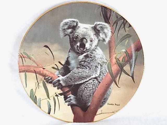 The Koala Ceramic Collector Plate Charles Frace 1st Issue 1990 8in
