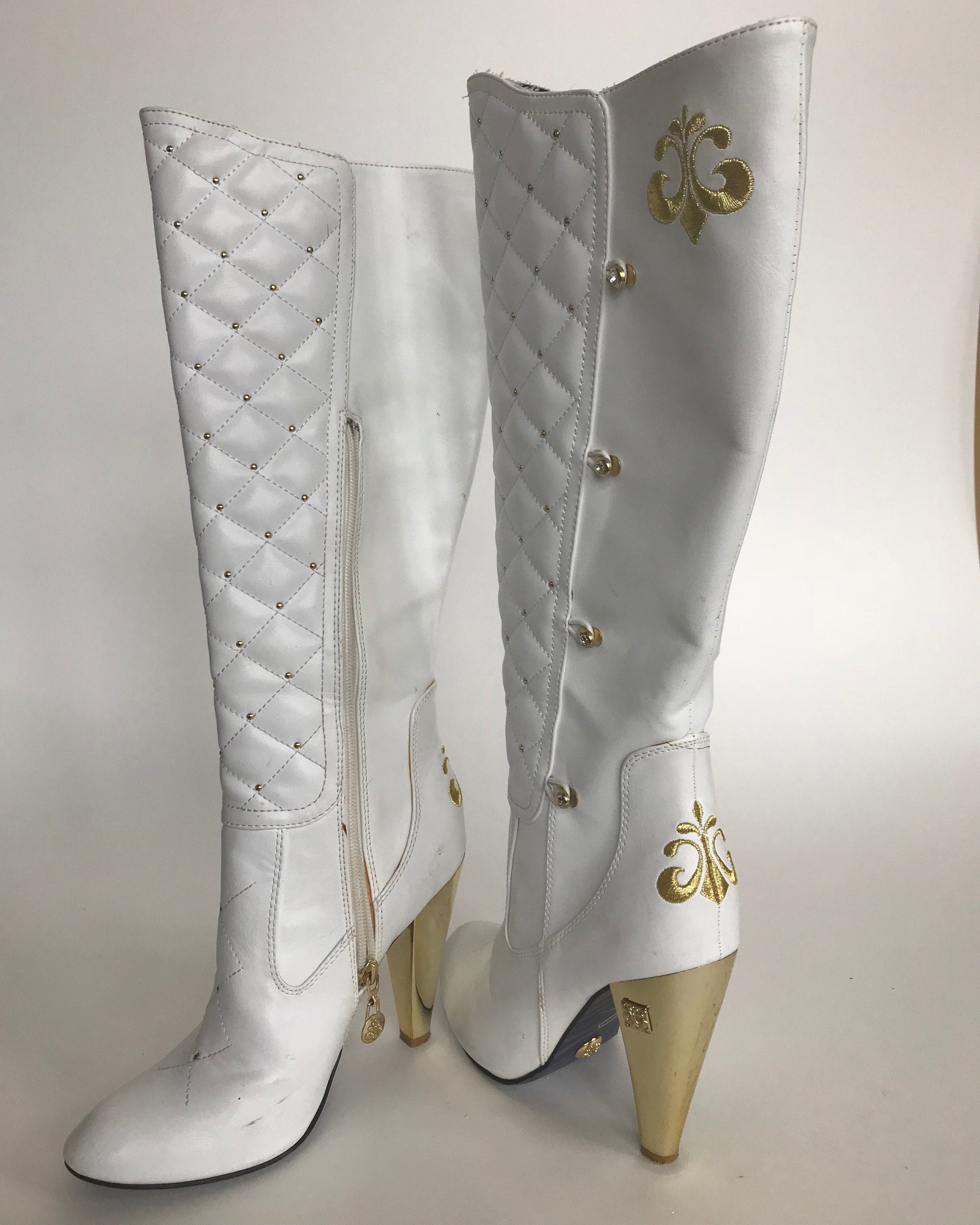 White Gold Dereon Knee High Boots Studs Heels Women s 6 Etsy