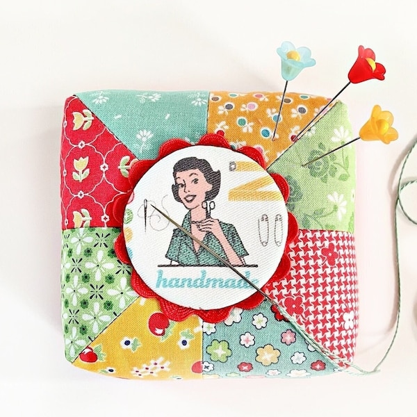 Patchwork Pincushion with Needle Minder, Lori Holt Fabrics, Filled With Crushed Walnut Shells, Three Flower Pins from Curry Bungalow