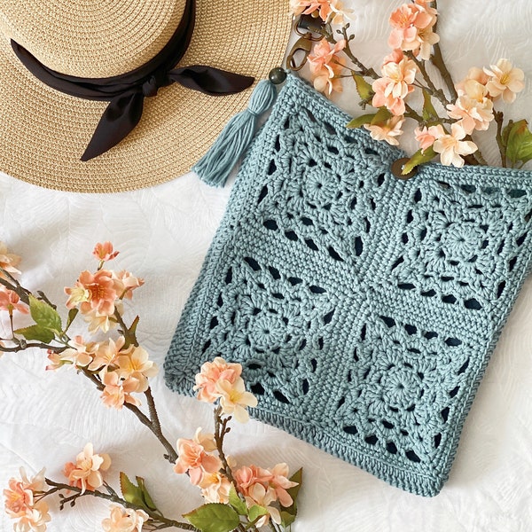 Camden Crossbody Bag | Crochet Bag Pattern | Crochet Granny Square | Granny Square Bag | Gift Ideas | Crochet Pattern PDF | Boho Bag Idea