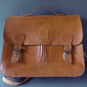 Sac à dos vintage en cuir véritable fait main - Cartable avec une belle patine miel des années 1970